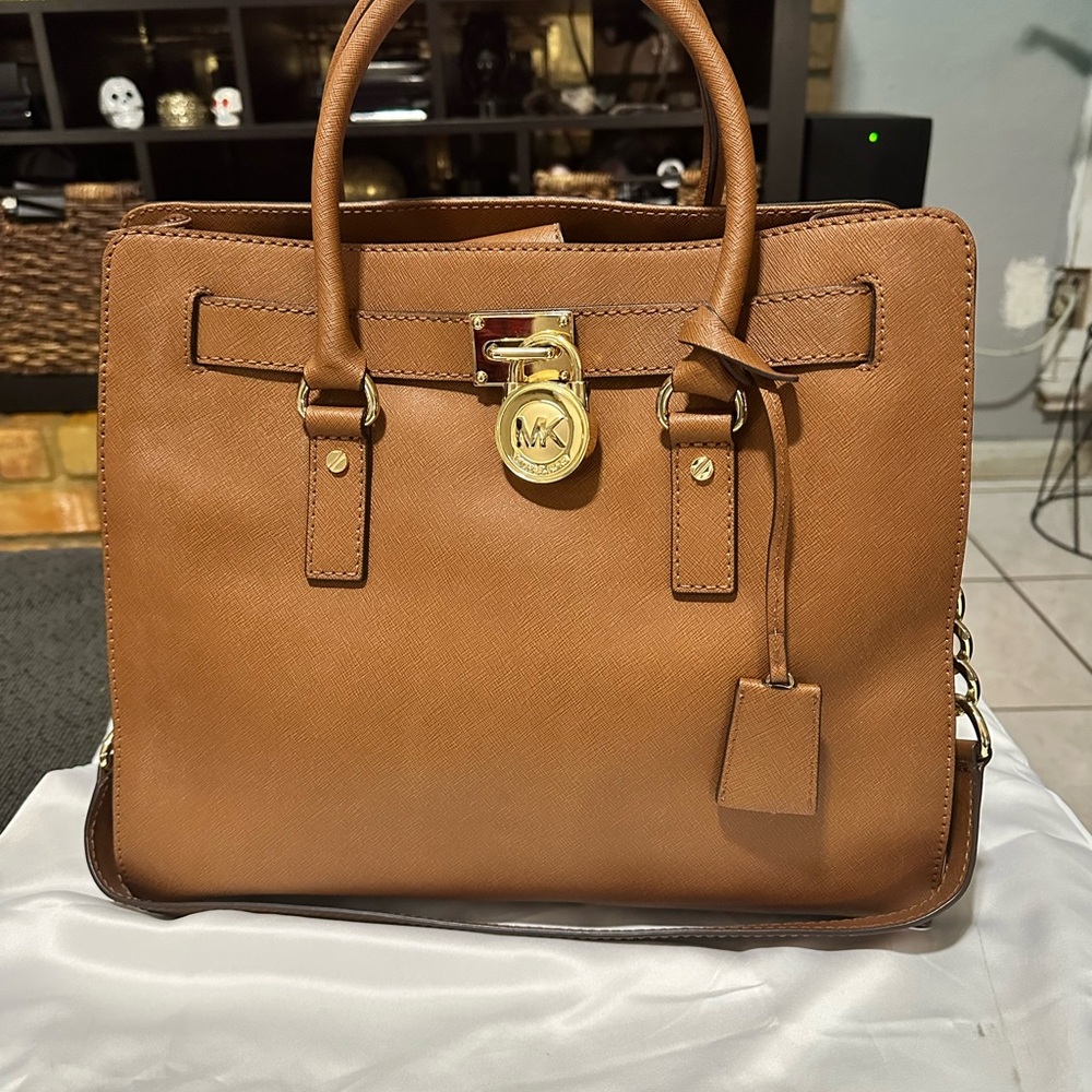 MICHAEL Michael Kors Hamilton Large Saffiano Leather Satchel